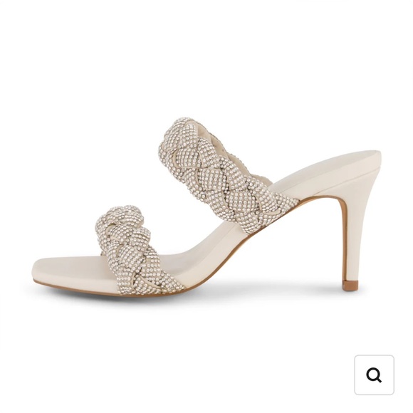 NEW Cushionaire Party Sandals - Picture 2 of 8